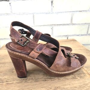 Aquatalia Leather Sandals